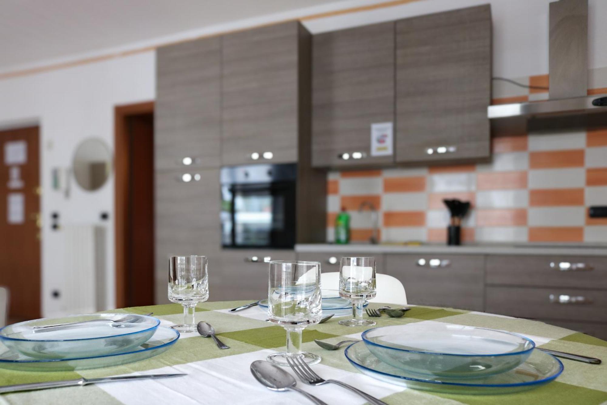Appartamento Urban Balcony Hideaway - 3 People Milano Esterno foto