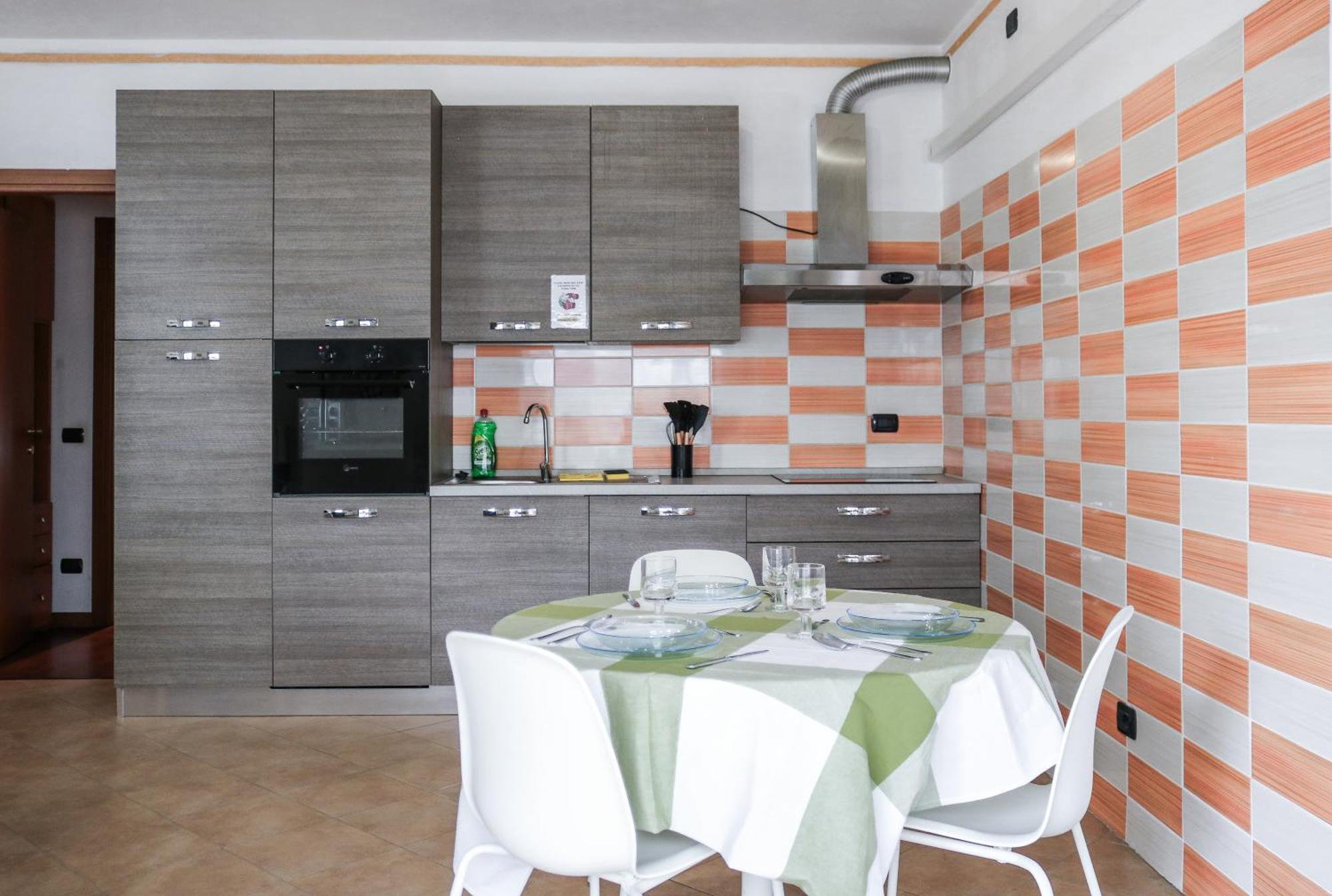 Appartamento Urban Balcony Hideaway - 3 People Milano Esterno foto